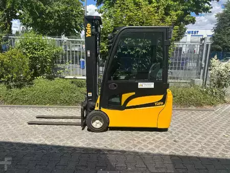3-wiel elektrische heftrucks 2015  Yale ERP18VT MWB E2260 (2)