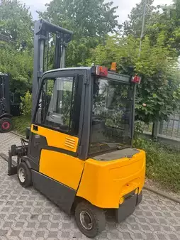 Elektro 4 Rad 2006  Jungheinrich EFG 316 (3)