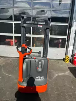 Stacker pedestre 2019  Linde L10 (2)