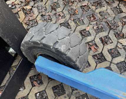 Påhängstruckar 2011  Moffett M4 20.1 (7)