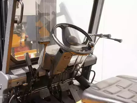 LPG Forklifts 1997  TCM FG 25N5 (5)