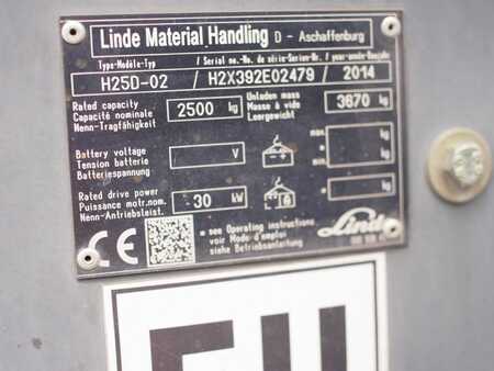 Carretilla elevadora diésel 2014  Linde H25D-02 (4)