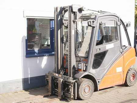 Diesel gaffeltruck 2004  Linde H25D (1) 