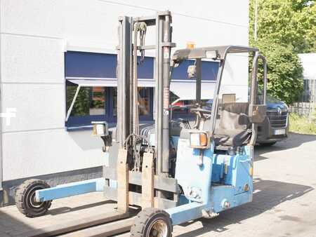 Carrelli elevatori trasportabili 2011  Moffett M4 20.1 (1)