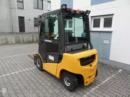 Dieselový VZV 2014  Jungheinrich DFG 425 - Triplex - Kabine - wenig Stunden (3)