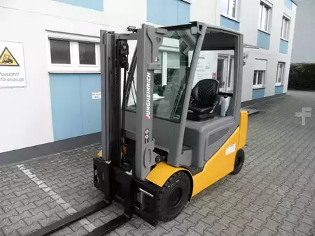 4-wiel elektrische heftrucks 2018  Jungheinrich EFG 425 - Freisichtmast - 4. Funktion (2)