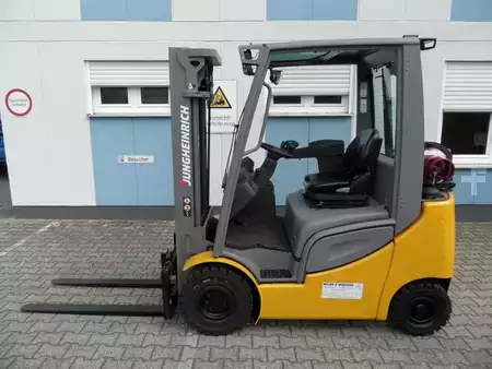 LPG VZV 2019  Jungheinrich TFG 316s - Triplex - Wetterschutz (1)