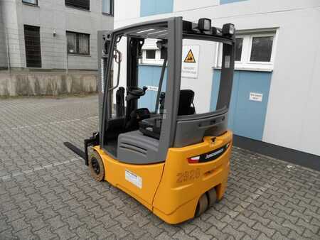 3 Wheels Electric 2017  Jungheinrich EFG 216k - Triplex - 2017 - weiße Reifen (3)