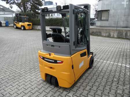 Elektrisk- 3 hjul 2017  Jungheinrich EFG 220 - Triplex - Batterie BJ 2022 (4)