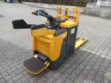 Ruční vysokozdvižný vozík 2015  Jungheinrich ERD 220 - NEUE Batterie - Plattform klappbar (5)
