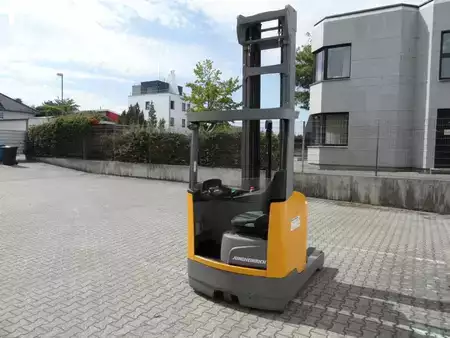 Retraky 2017  Jungheinrich ETV 216 - 9,02 m Triplex - Efficiency-Paket (8)