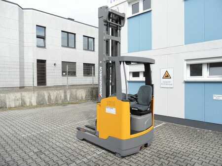 Carrelli retrattili 2017  Jungheinrich ETV 216 - 9 m Triplex - alle Räder neu! (2)