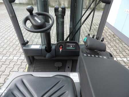 El truck - 3 hjulet 2022  Jungheinrich EFG 220 - BJ 2022 - Triplex - wenig Stunden! (10)