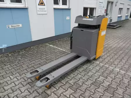 Nízkozdvižný vozík 2018  Jungheinrich ESE 120 - 1600 mm Gabeln - NEUE Batterie (2)