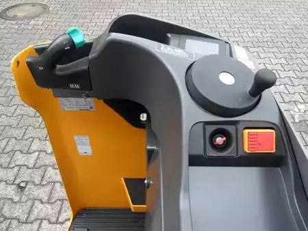 Nízkozdvižný vozík 2018  Jungheinrich ESE 120 - 1600 mm Gabeln - NEUE Batterie (7)