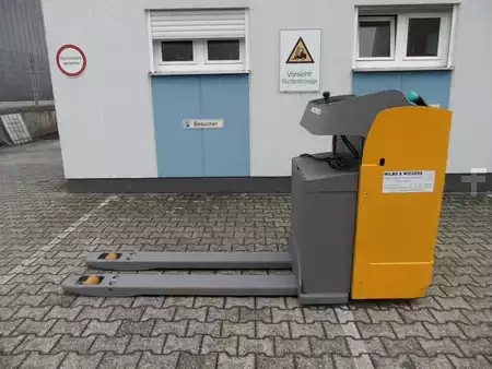 Nízkozdvižný vozík 2018  Jungheinrich ESE 120 - 1600 mm Gabeln - NEUE Batterie (8)