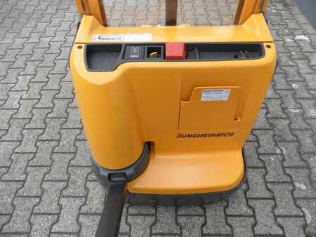 Ruční vysokozdvižný vozík 2014  Jungheinrich EJC 110 - neue Batterie - wenig Stunden (9)