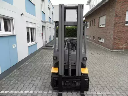 Treibgasstapler 2017  Jungheinrich TFG 316 - Triplex - wenig Stunden (10)
