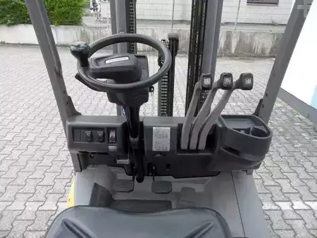 Treibgasstapler 2017  Jungheinrich TFG 316 - Triplex - wenig Stunden (7)
