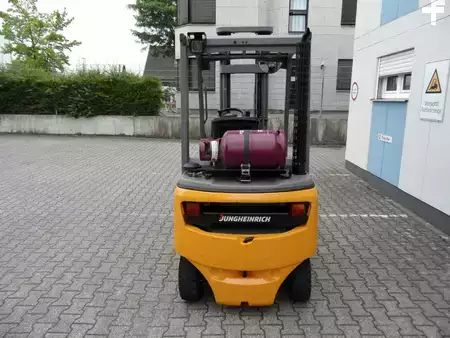 Treibgasstapler 2017  Jungheinrich TFG 316 - Triplex - wenig Stunden (9)