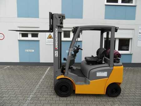 Wózki gazowe 2017  Jungheinrich TFG 316 - Triplex - wenig Stunden (7)