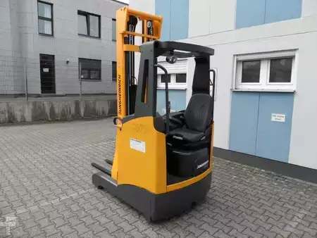 Schubmaststapler 2014  Jungheinrich ETV 110 - Triplex - alle Räder neu (3)