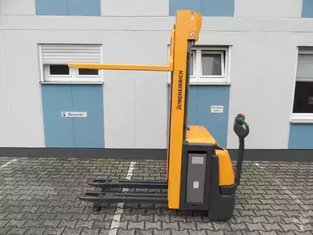 Gerbeurs 2015  Jungheinrich EJC 214z - Initialhub (Basishub) - 5,35 m Triplex (4)