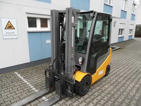 Carrelli elettrici 4 ruote 2017  Jungheinrich EFG 425k - Triplex - Kabine - Telezinken (2)