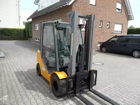Treibgasstapler  Jungheinrich TFG 430s - Freihub - wenig Stunden (3)