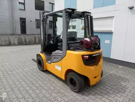 Treibgasstapler  Jungheinrich TFG 430s - Freihub - wenig Stunden (8)