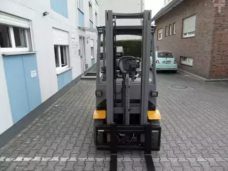 Empilhador a gás 2020  Jungheinrich TFG 316 - weiße Reifen - Freihub (10)
