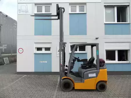 Empilhador a gás 2020  Jungheinrich TFG 316 - weiße Reifen - Freihub (5)