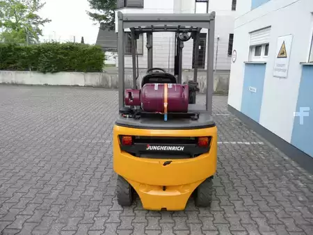 Empilhador a gás 2020  Jungheinrich TFG 316 - weiße Reifen - Freihub (9)