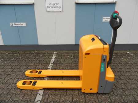 Niederhubwagen 2019  Jungheinrich EJE 116 - neue Batterie - aufgearbeitet - TOP (1) 