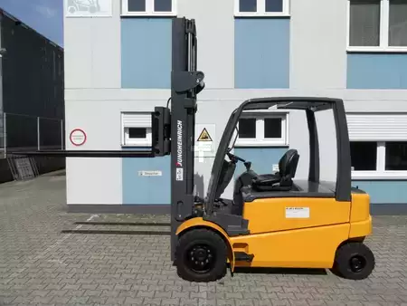 Elektro čtyřkolový VZV 2007  Jungheinrich EFG 550 - Zinkenverstellgerät mit 2000 mm Gabeln (4)