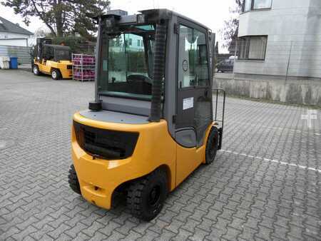 Dieseltruck 2019  Jungheinrich DFG 425s - Triplex - Kabine mit Heizung (4)