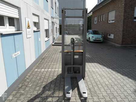 Hochhubwagen  Jungheinrich EJC 110 - Voll-Freihub - Baujahr 2020 (4)