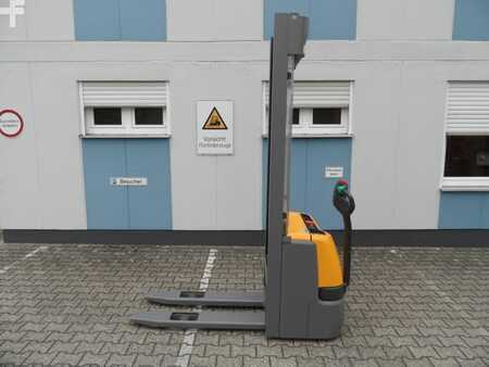 Hochhubwagen  Jungheinrich EJC 112 - Baujahr 2022 - wenig Stunden! (1)