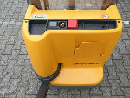 Hochhubwagen  Jungheinrich EJC 112 - Baujahr 2022 - wenig Stunden! (9)
