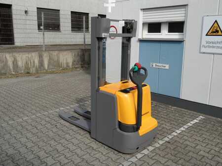 Hochhubwagen  Jungheinrich EJC 216 - Baujahr 2019 - nur 256 Stunden! (2)