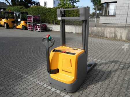Hochhubwagen  Jungheinrich EJC 216 - Baujahr 2019 - nur 256 Stunden! (3)