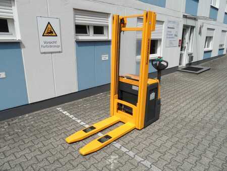 Hochhubwagen  Jungheinrich EJC 216 - Batterie BJ 2023 - aufgearbeitet! (2)
