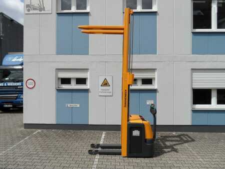 Hochhubwagen  Jungheinrich EJC 216 - Batterie BJ 2023 - aufgearbeitet! (8)