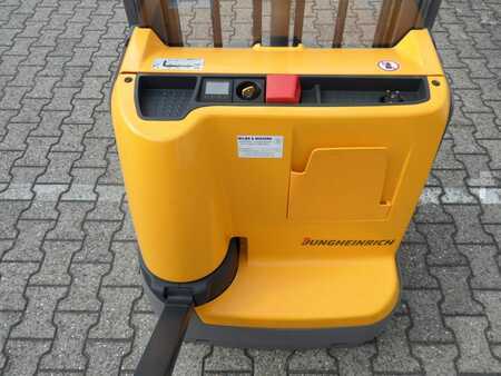 Hochhubwagen 2020  Jungheinrich EJC 110 - nur 250 Stunden - Einbauladegerät (9)