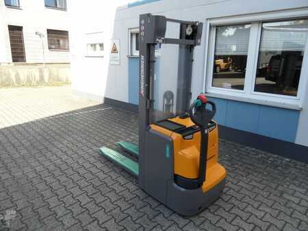 Stoccatori 2020  Jungheinrich EJC 216 - Triplex - 1336 Stunden - aufgearbeitet (3)