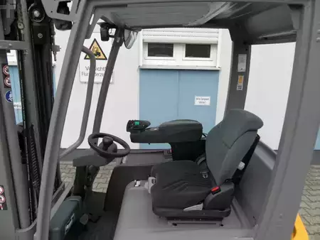 Elektro 3 Rad  Jungheinrich EFG 216k - neue Batterie - Triplex (6)