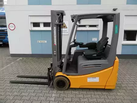 Elektro 3 Rad 2018  Jungheinrich EFG 216k - neue Batterie - Triplex (1)