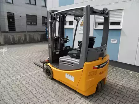 Elektro 3 Rad 2018  Jungheinrich EFG 216k - Batterie NEU - Triplex (3)