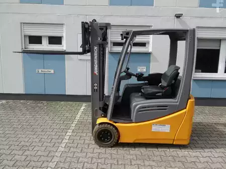 Elektro 3 Rad 2018  Jungheinrich EFG 216k - Batterie NEU - Triplex (4)