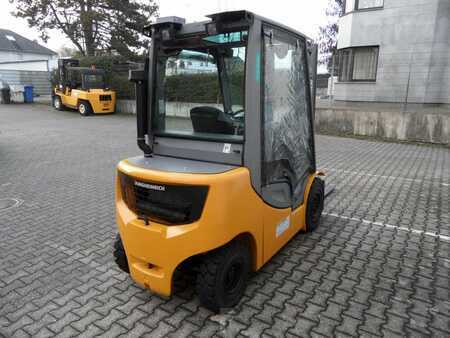 Dieseltruck 2016  Jungheinrich DFG 425s - Triplex - Halbkabine - wenig Stunden (4)